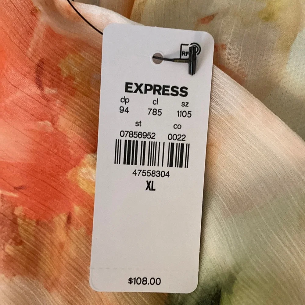 Floral Flutter Sleeve Maxi Dress NWT - Picture 5 of 13